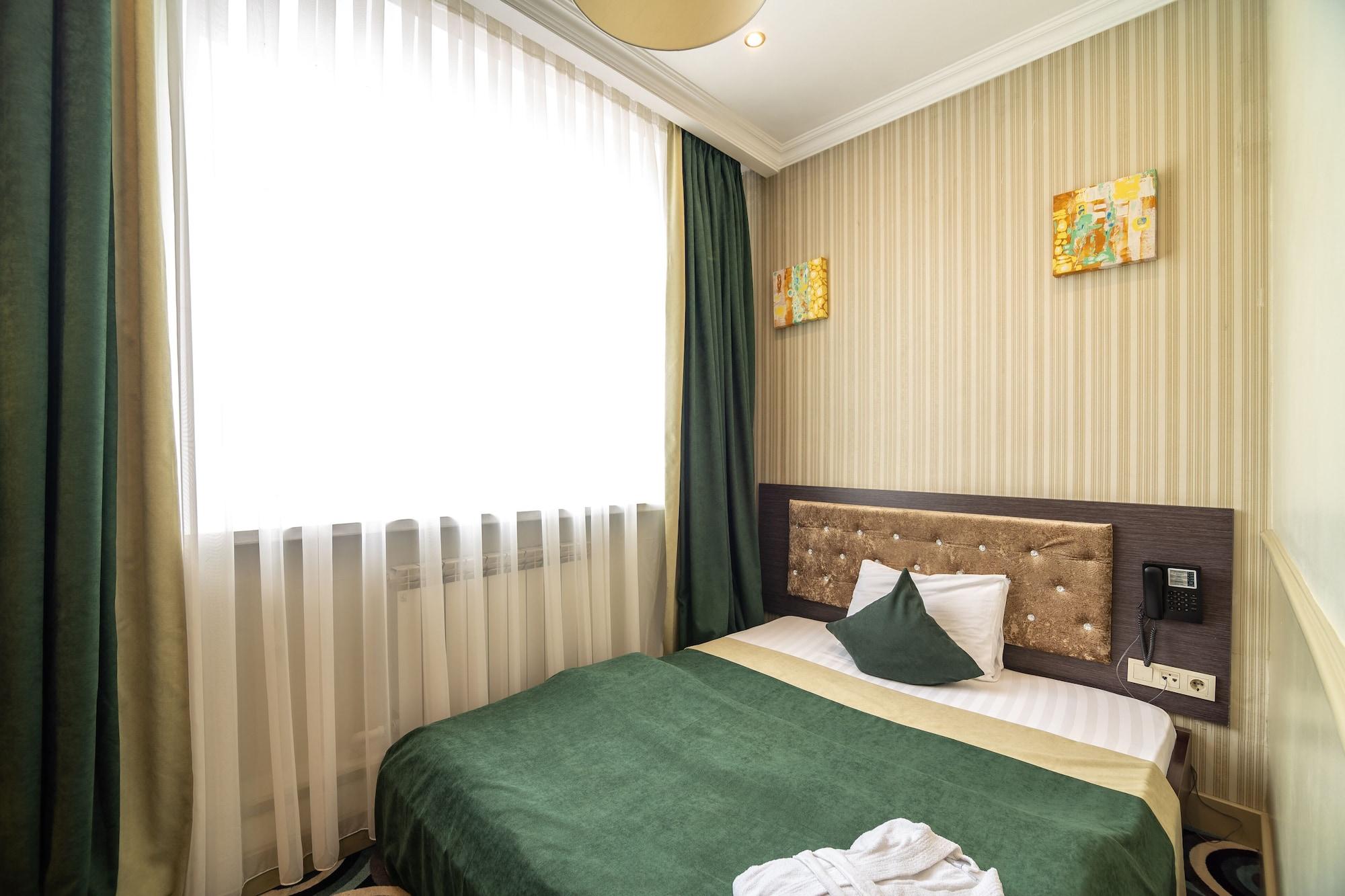 Hotel Mildom 3*