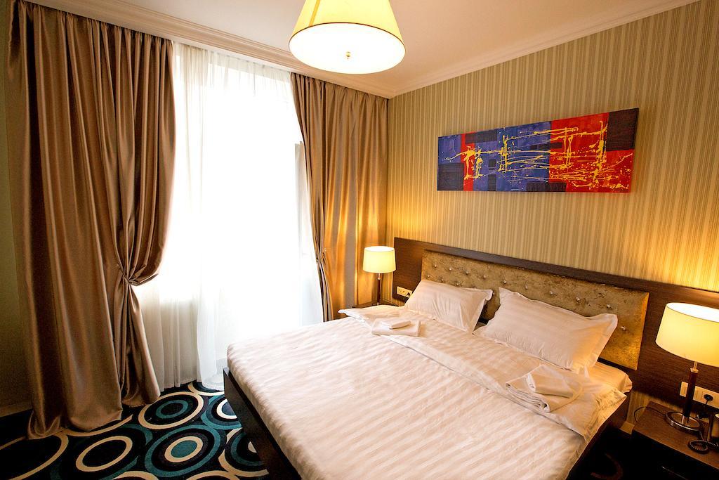 Mildom Hotel 3*